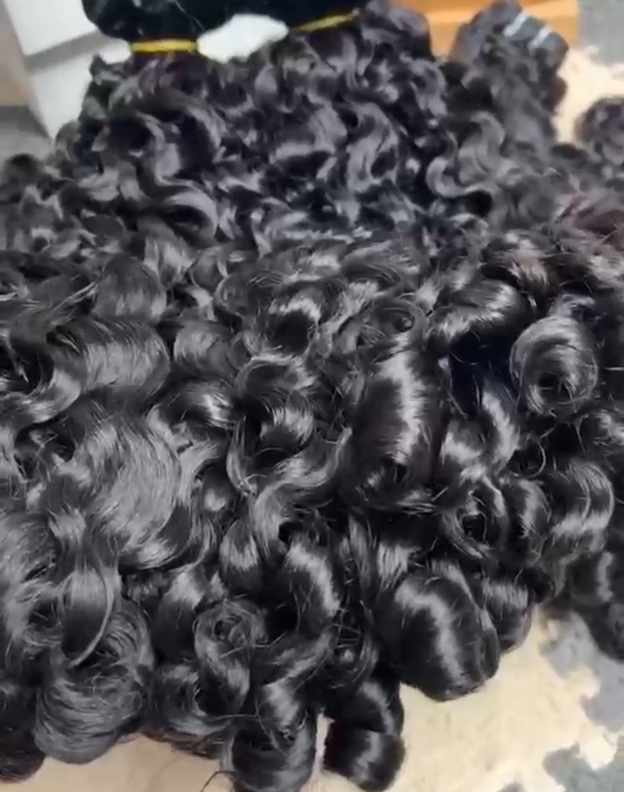 RAW INDIAN CURLY